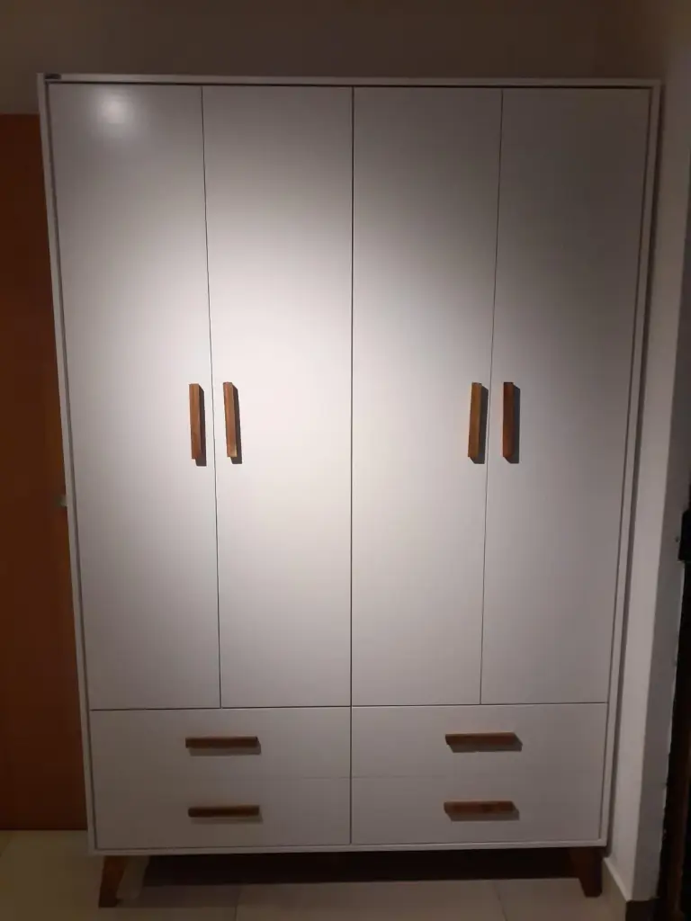 Furniture assembly projects: chest of drawers