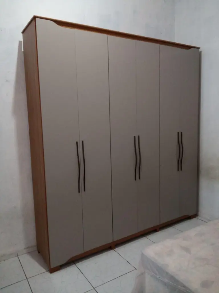 Furniture assembly projects: wardrobe with gray doors